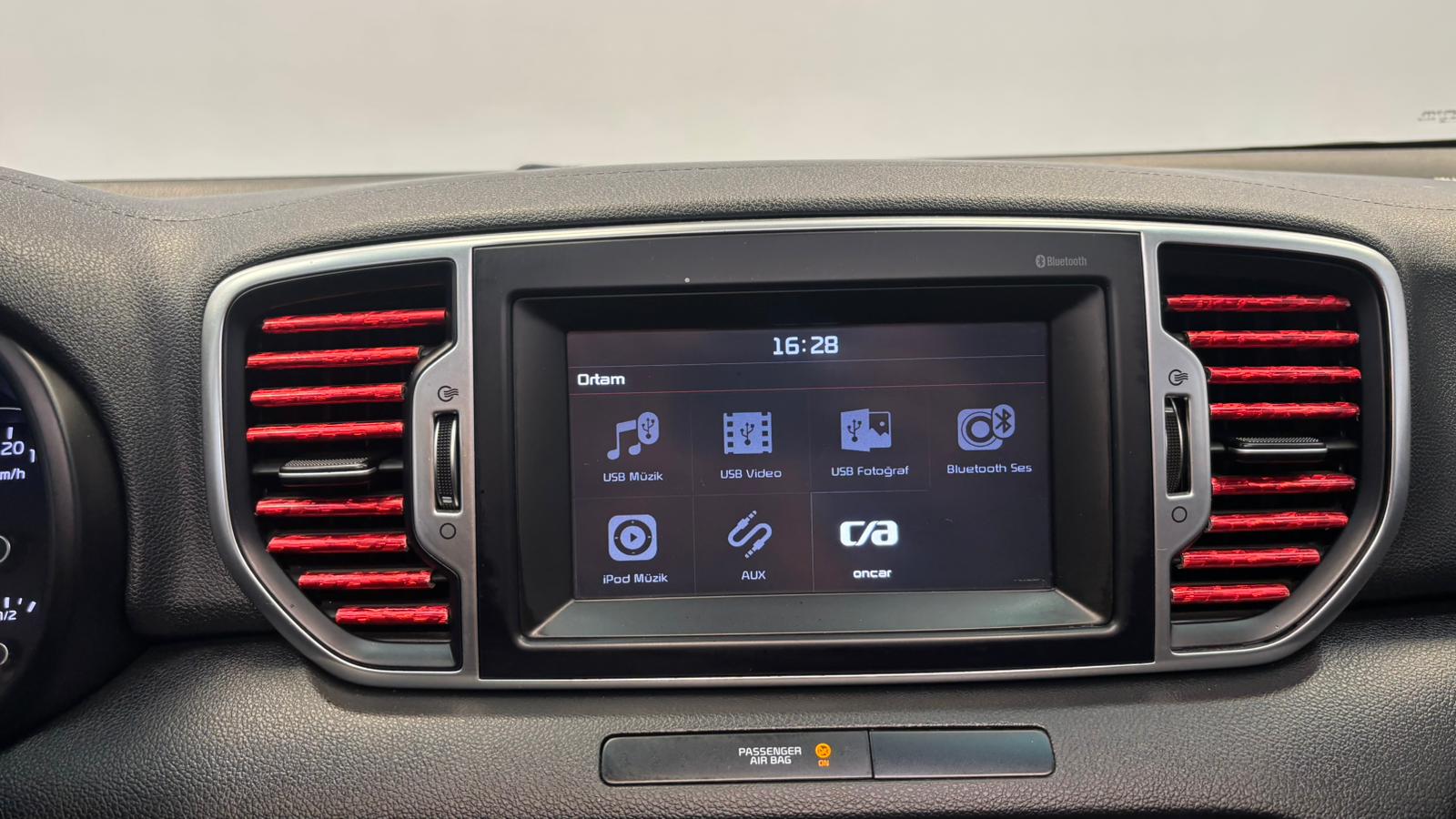 KIA SPORTAGE 19